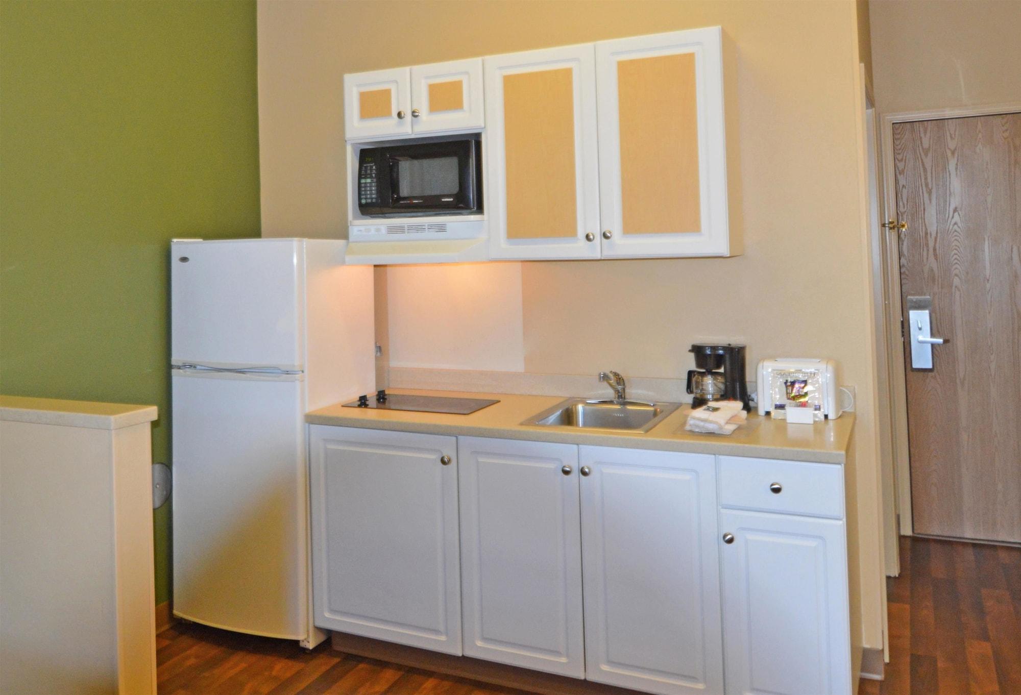Extended Stay America Suites - Juneau - Shell Simmons Drive Екстер'єр фото
